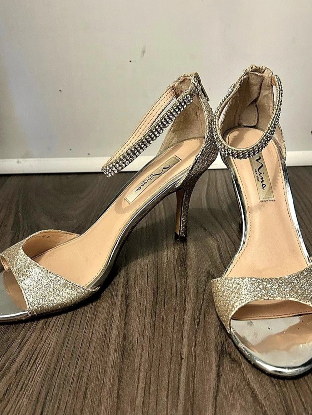 Nina New York Champagne Glitter Rhinestone Ankle Strap High Heel Sandals Size 9M